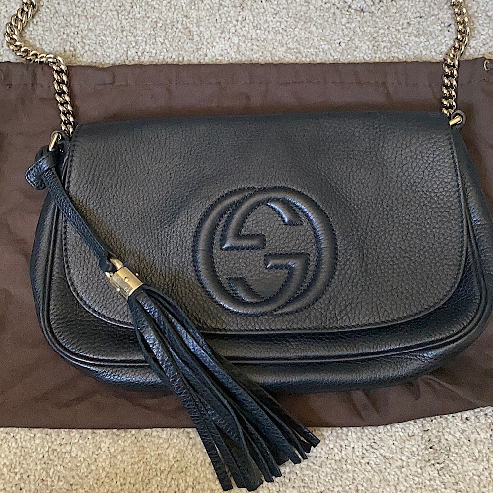 Black Gucci SOHO Crossbody bag with tassel